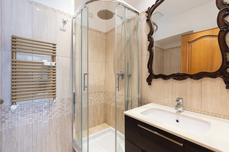 Bathroom 3, Rental in Rome Vatican Museum Apartment, Roma