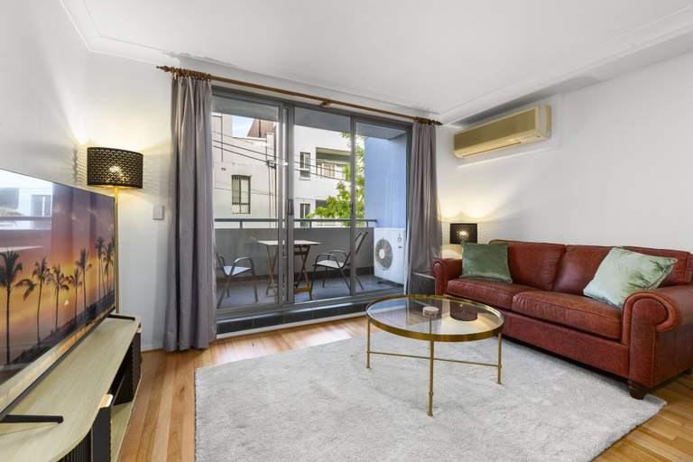 Separate living room 2, Bright 1-Bed Apartment in Central Redfern, Sydney