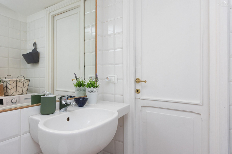 Bathroom 4, Rental in Rome Campo de' Fiori Penthouse, Roma
