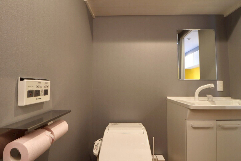Bathroom 5, ecoroshinjukubuilding602, Shinjuku
