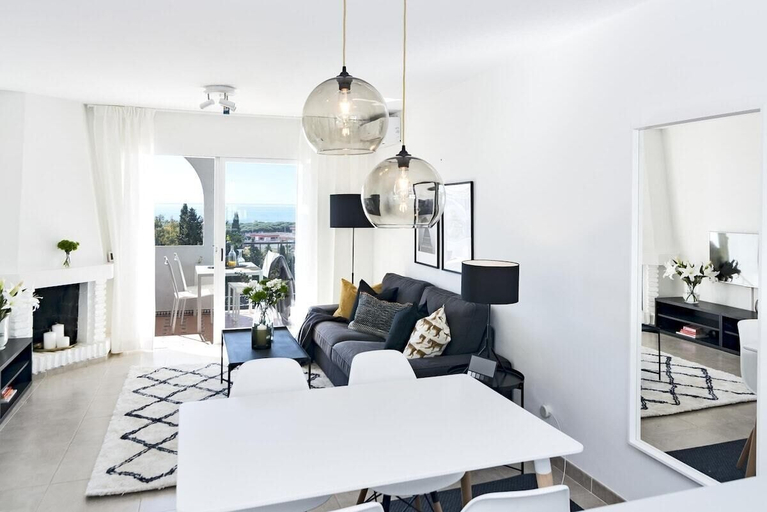 Others 5, RDM - Stylish Holiday Apartment With Ocean Views, Málaga