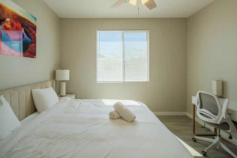 Room 5, The One 511, Maricopa