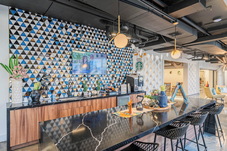 Dining 5, Access 2083, Maricopa