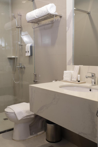 Bathroom 4, Stacia Hotel, Cebu City