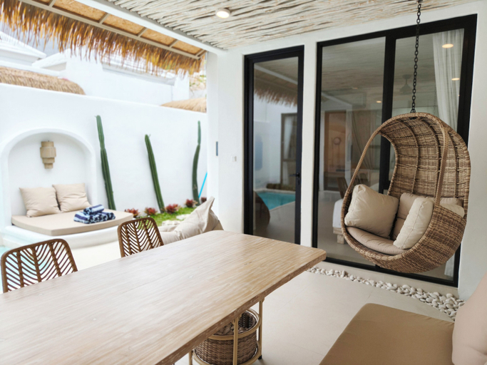Outdoor dining, Villa Aurora Uluwatu, Badung