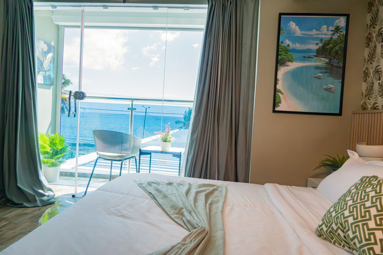 Room 5, mangala fuangala, Santo Domingo Este