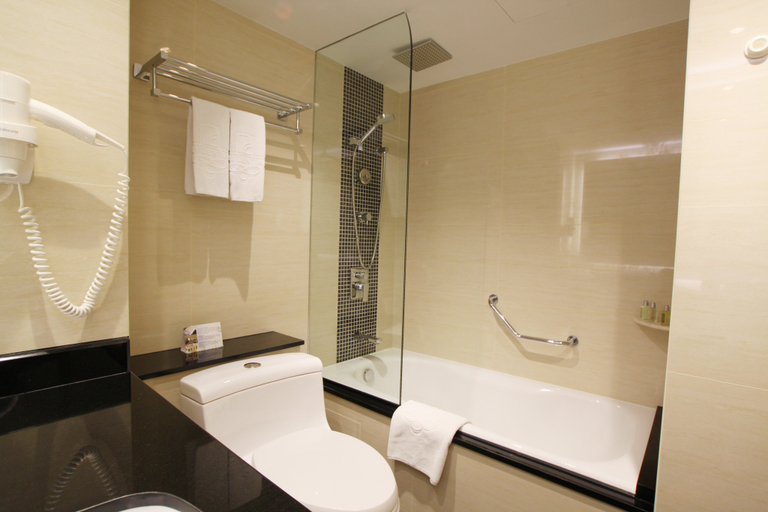 Bathroom 5, Prudential Hotel, Kowloon