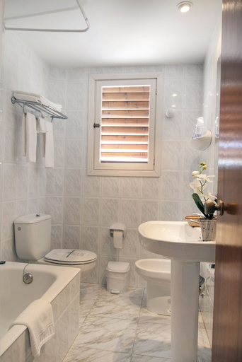 Bathroom, Hotel Vista Alegre, Castellón
