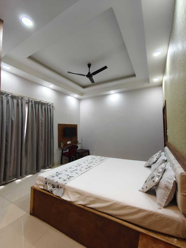 Room 2, Aditya Guest House, Varanasi