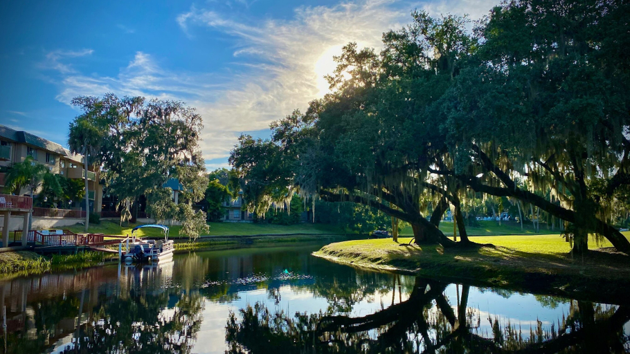 Exterior 4, Christian Retreat Conference Center, Manatee