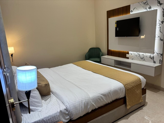 Room 2, Hotel Ramya, Varanasi