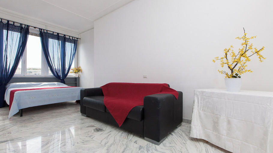 Room 5, Rental in Rome Quattro Venti Terrace Apartment, Roma