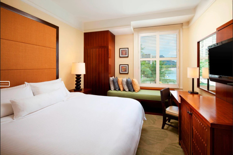 Bedroom 3, Moana Surfrider, A Westin Resort & Spa, Waikiki Be, Honolulu