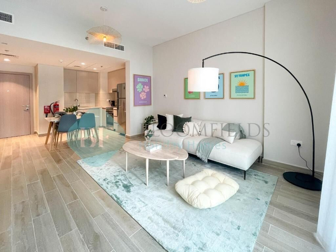 Living area 4, Bloomfields Relaxing 1-Br in Yas Is, Yas Island