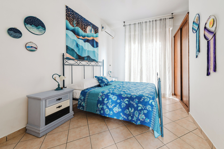 Bedroom 2, Cohen Smart House, Messina
