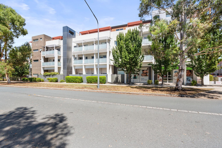 Exterior view, Relaxed 2BR, 2BTH Apartment with Balcony & Parking, Canberra