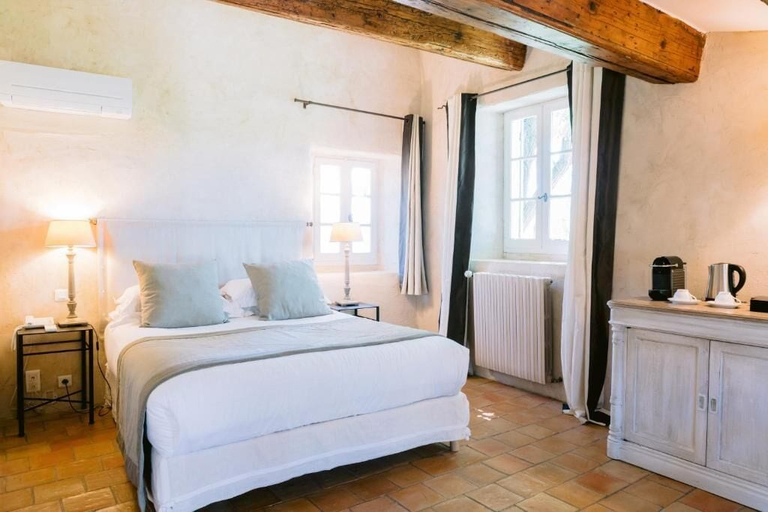 Bedroom 2, LE MAS DE LA ROSE, Bouches-du-Rhône