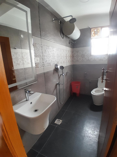 Bathroom 3, JAI PALACE, Dindigul