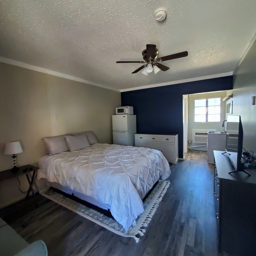 Room 5, The Cannonball, Kingman