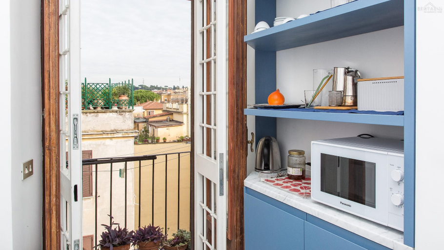 Interior 5, Rental in Rome Giulio Cesare Penthouse, Roma