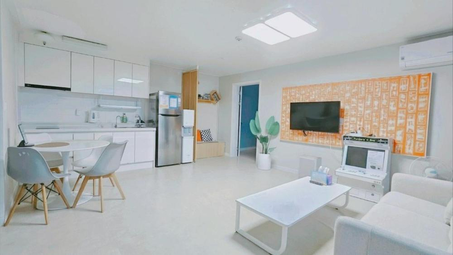 Others 5, Airini Pension, Damyang