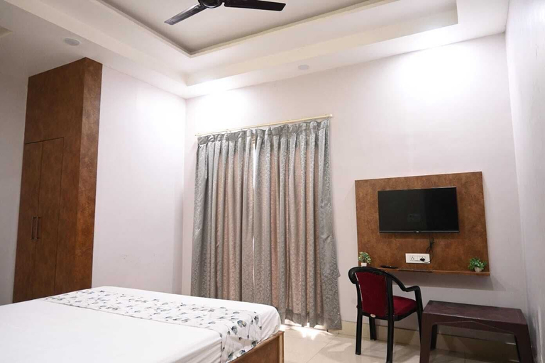 Room 3, Aditya Guest House, Varanasi