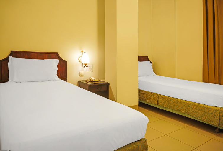 Bedroom 3, Collection O 92690 Hotel Limas, Palembang