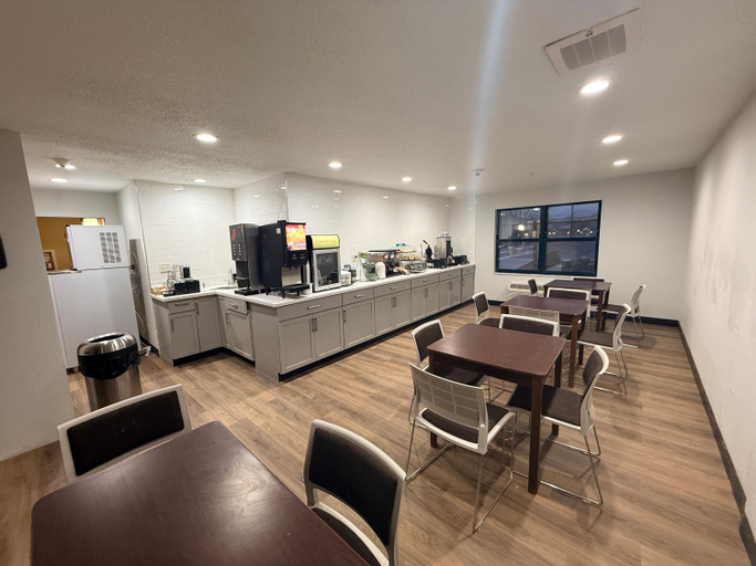 Food & Drinks 5, MainStay Suites Rochester South Mayo Clinic, Olmsted
