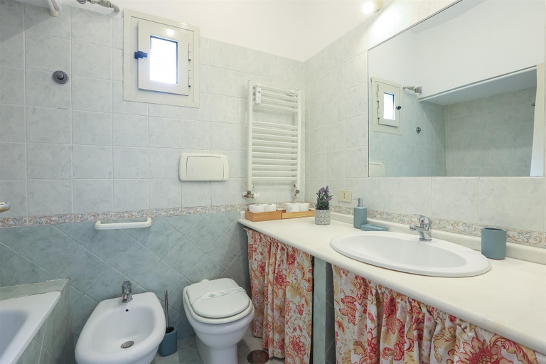 Bathroom 5, Rental in Rome Ginori Apartment, Roma