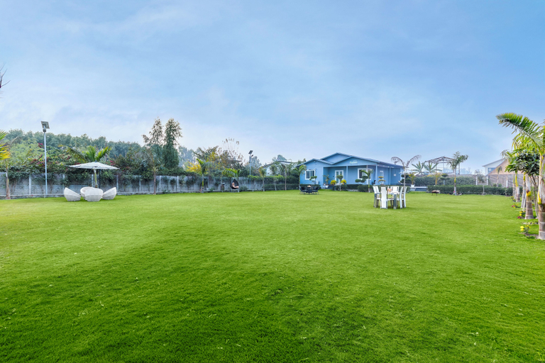 Property grounds 5, Alaya Stays Rathore Farm 3 BHK Farmhouse, Gautam Buddha Nagar