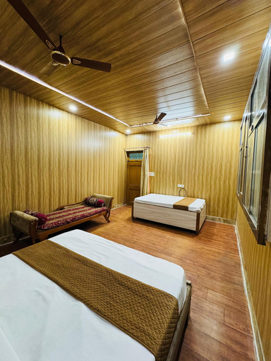 Room 2, Yugantar Stay House, Kaushambi