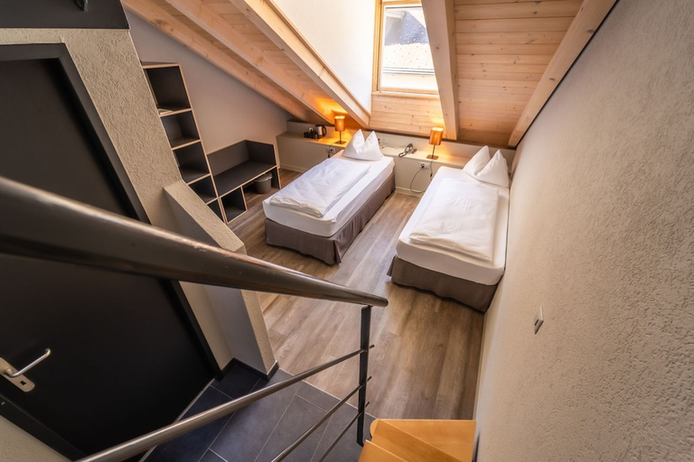 Bedroom 4, Guesthouse by The hey, Interlaken