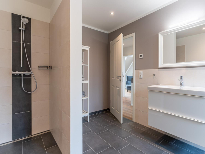 Bathroom 3, Doppelhaushalfte in Karolinenkoog, Dithmarschen