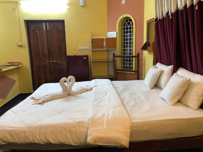 Room 5, Nature Inn Cottage, Uttara Kannada