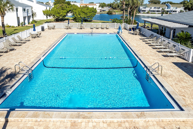 Pool 5, Shoreline Towers 3103 2 Bedroom Condo, Okaloosa