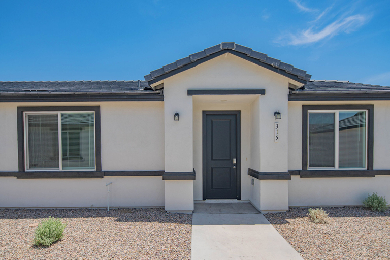 Exterior 3, The One 315, Maricopa