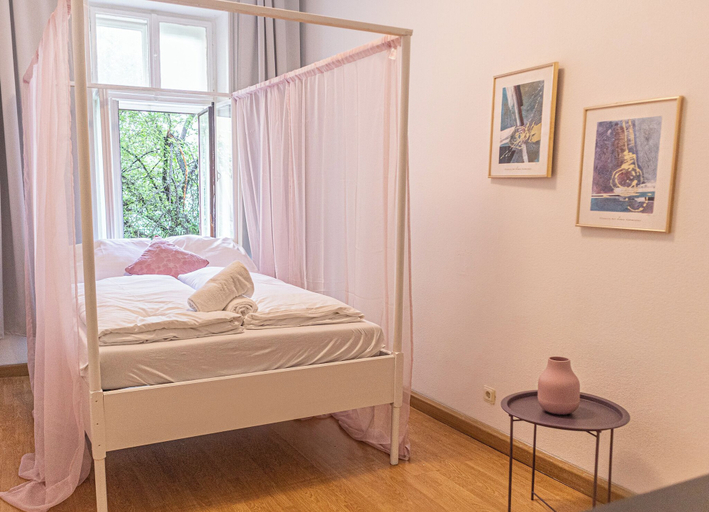 Room 5, Affordable 2BR Apt Long Stay Karlsplatz, Wien