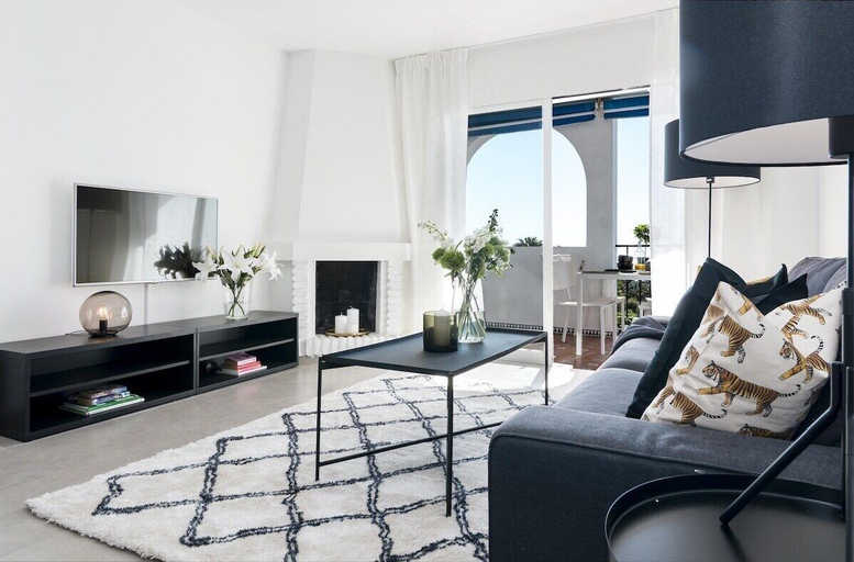 Others 4, RDM - Stylish Holiday Apartment With Ocean Views, Málaga