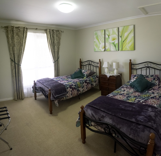 View from room, Brookfield Guesthouse, Wangaratta - South