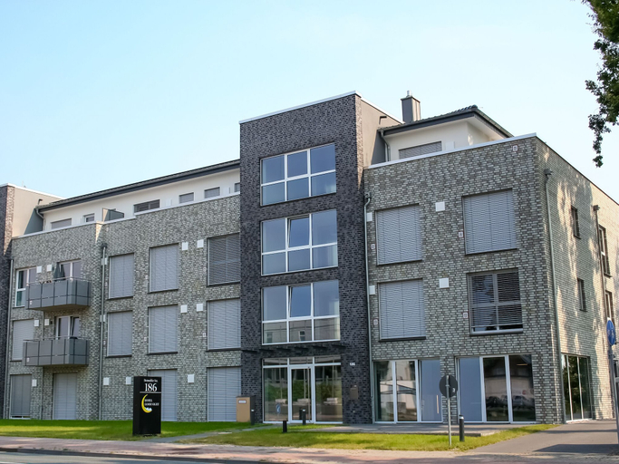 Exterior & Views, Hotel Good Night, Paderborn