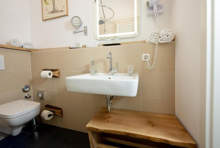 Bathroom 5, Design Apartments -IM HOLLÄNDERVIERTEL19, Potsdam