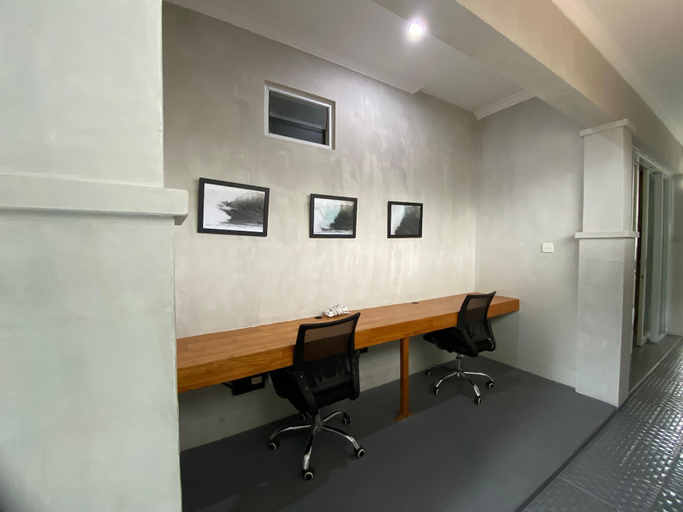 Business center, Villa Kulat, Badung