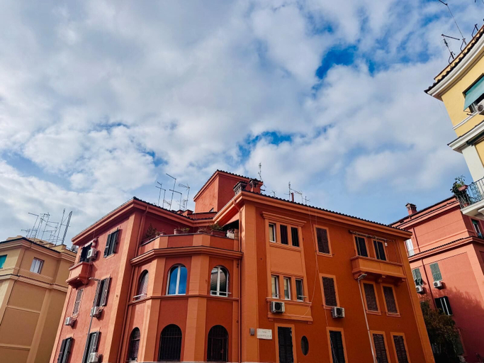 Exterior & Views 2, Rental in Rome Matilde Modern Apartment, Rome