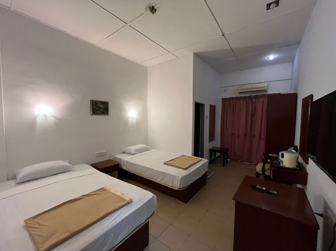 Room 5, Collection O Analisa Beach Resort, Manjung