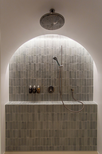 Bathroom 4, Hotel De la cigogne, Porrentruy