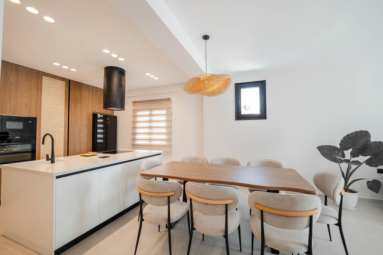 Dining 5, Private Villa Ksamil, Sarandës
