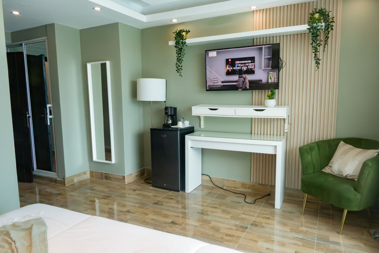 Room 2, mangala fuangala, Santo Domingo Este