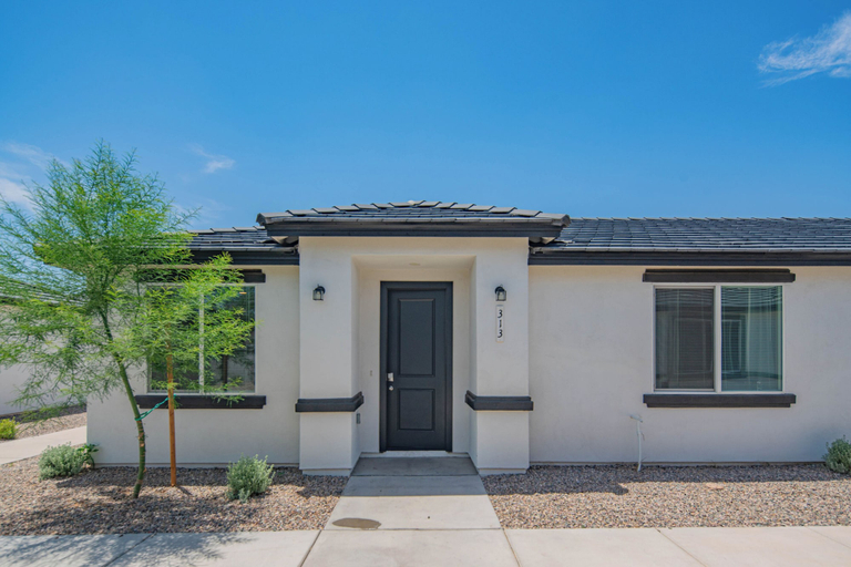 Exterior 3, The One 313, Maricopa
