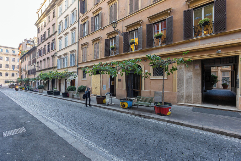 Exterior & Views 2, Rental in Rome Augusto Imperatore Apartment, Roma