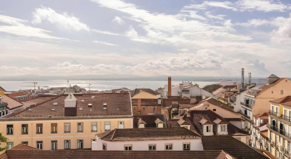 Others 5, Líbere Lisbon Príncipe Real, Lisbon